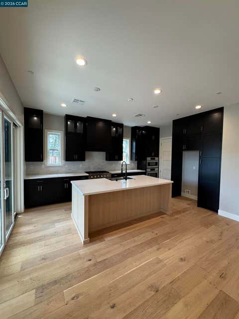 Tiny photo for 255 Haleena Place PL, Walnut Creek, CA 94597 (MLS # 41142218)