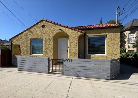 Photo of 552 W 22nd St, San Pedro, CA 90731 (MLS # SB26090160)