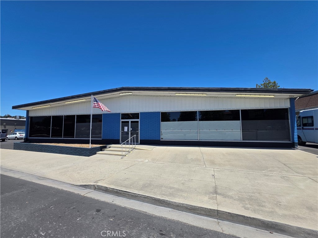 7485 El Camino Real