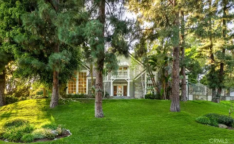 10761 Crawford Canyon Rd, North Tustin, CA 92705 - MLS#: IG26038493