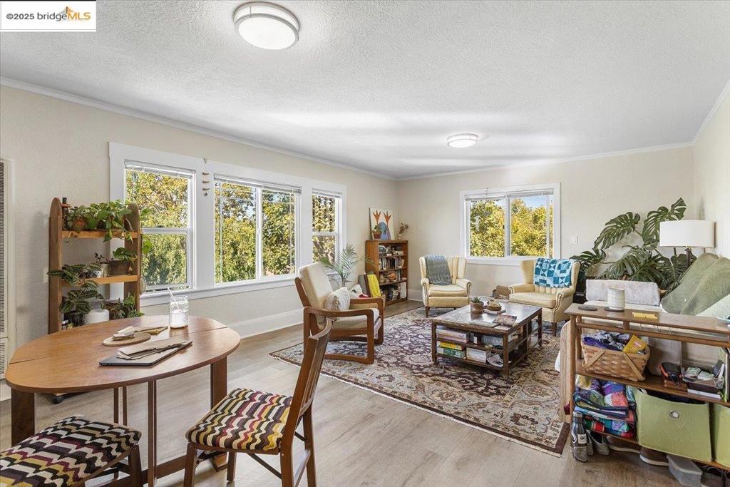 SANTA FE - Residential Income