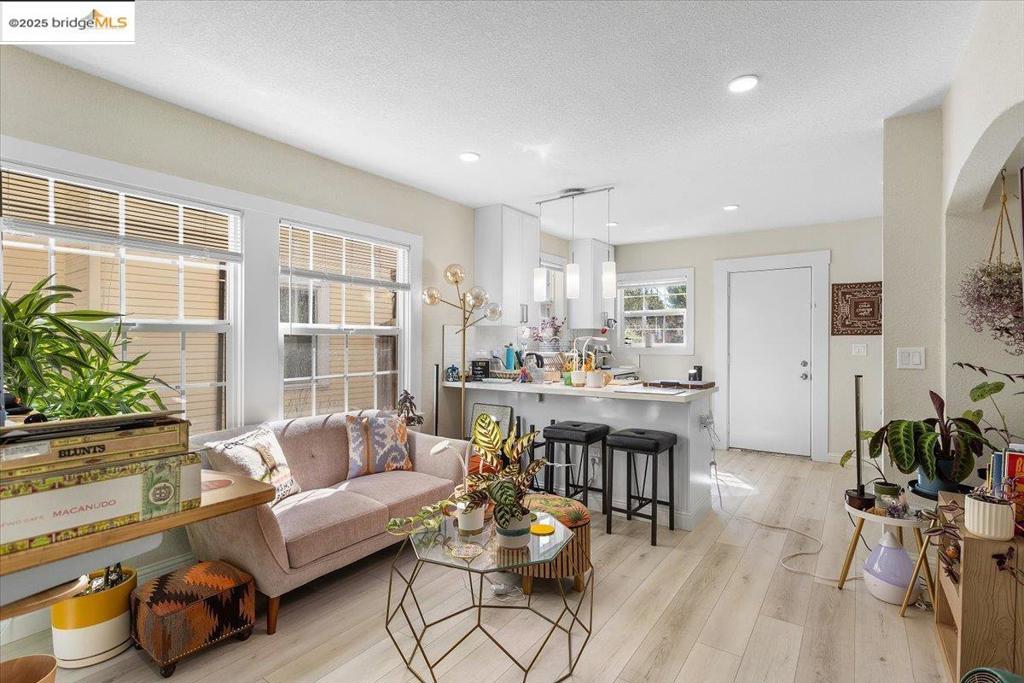 SANTA FE - Residential Income