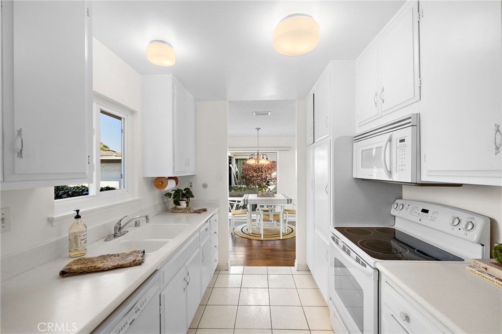 Colony Cove (CC) - Residential