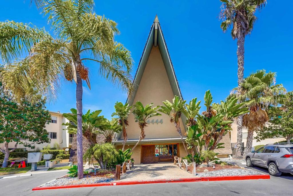 4444 W Point Loma Blvd