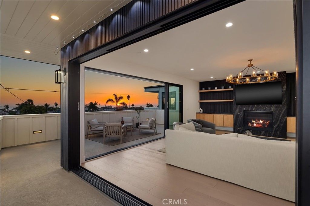 Photo of 1504 Prospect Avenue, Hermosa Beach, CA 90254 (MLS # SB26053079)