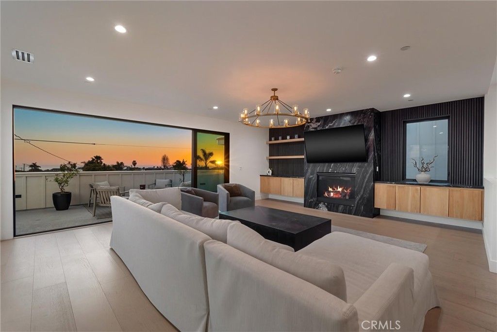 Photo of 1504 Prospect Avenue, Hermosa Beach, CA 90254 (MLS # SB26053079)