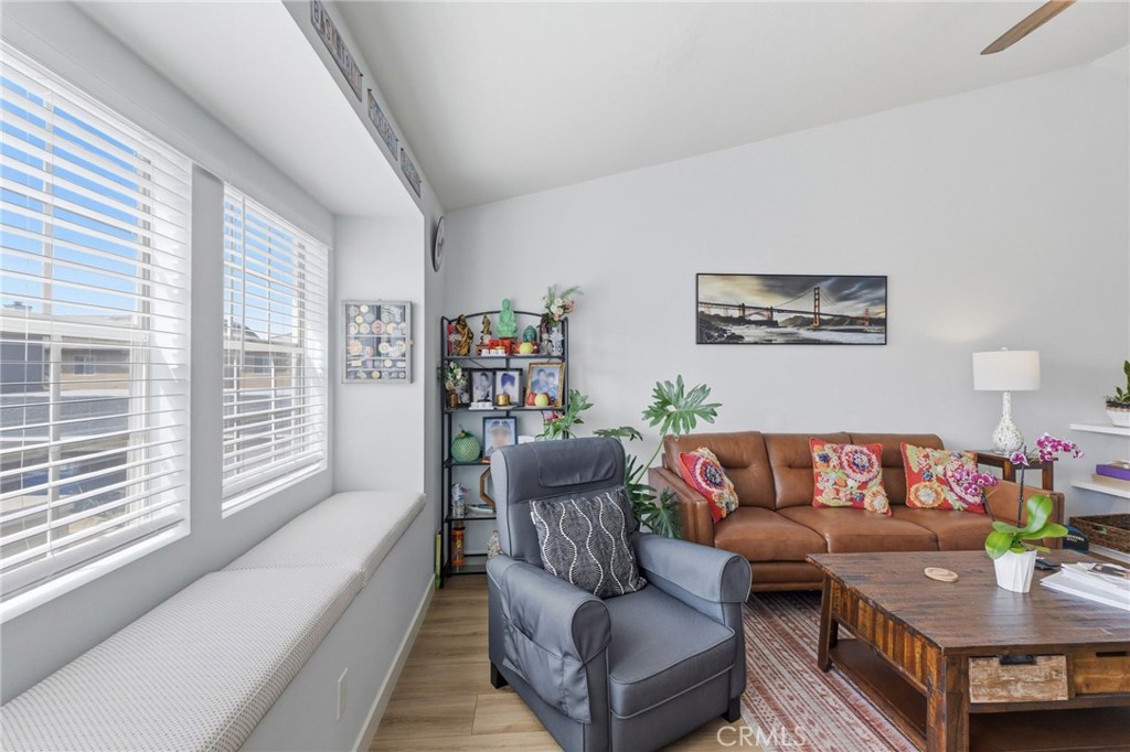 701 S Hayward 18