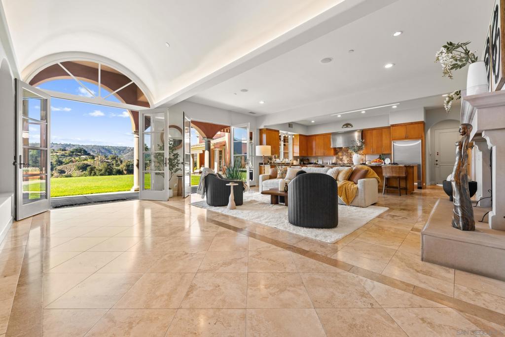 32752 Luiseno Circle Dr