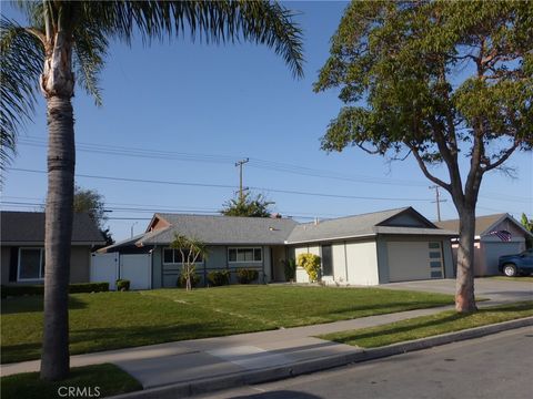 Photo of 8881 Albatross Dr Dr, Huntington Beach, CA 92646 (MLS # PW26083142)