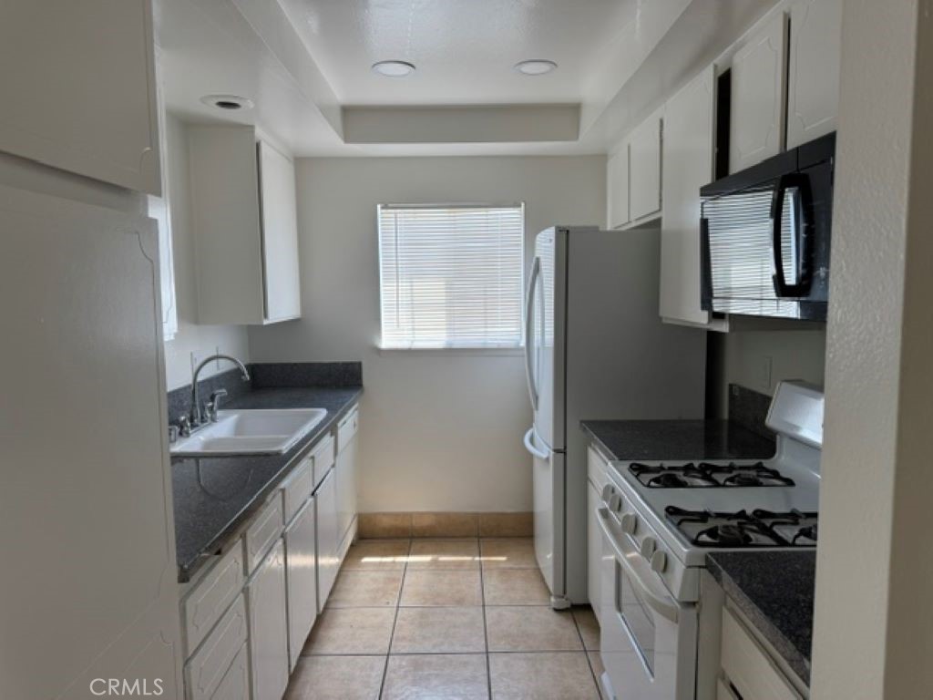 149 W 6th Street 8