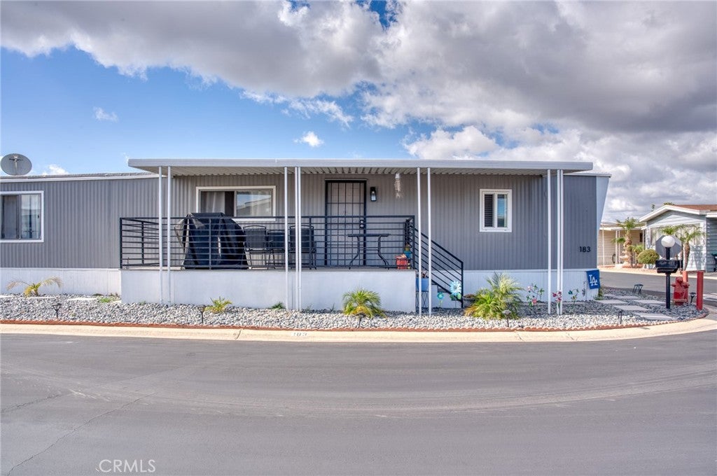 1065 Lomita 183