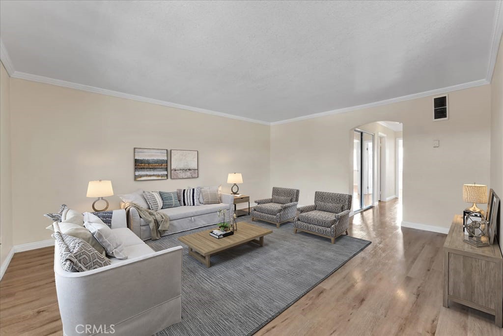 2041 E Grand Ave 24