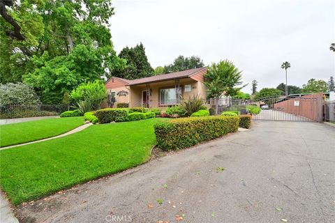 Photo of 517 E Washington Boulevard, Pasadena, CA 91104 (MLS # AR25146336)