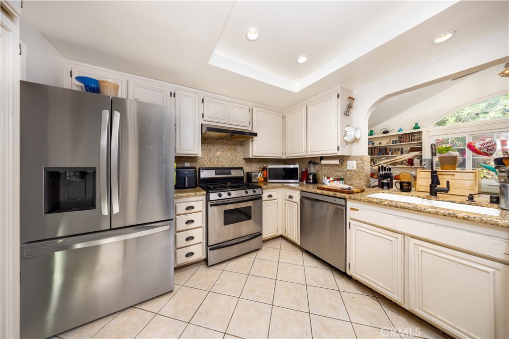 Conejo Country Homes (500) - Residential