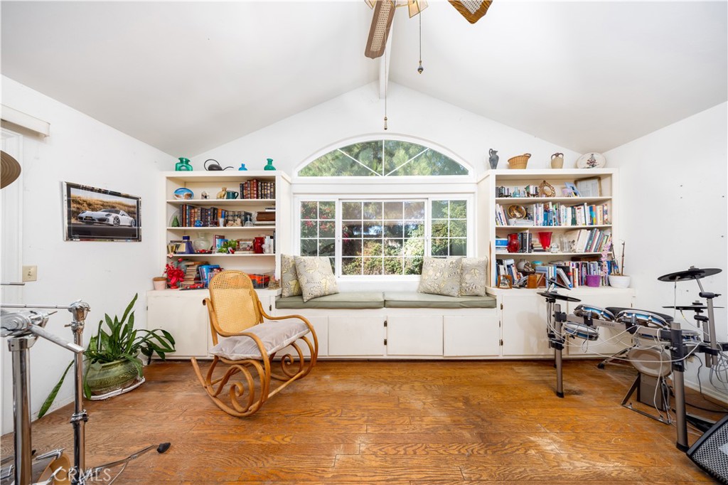 Conejo Country Homes (500) - Residential