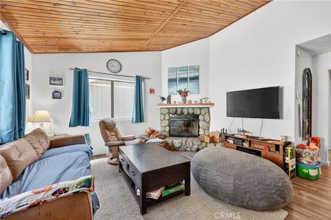 Photo of 3912 Oakdale Drive, Frazier Park, CA 93225 (MLS # SR26060582)