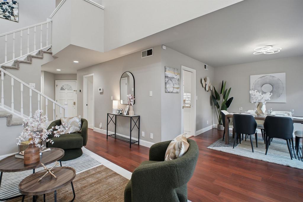 NEW CASTLE - Residential