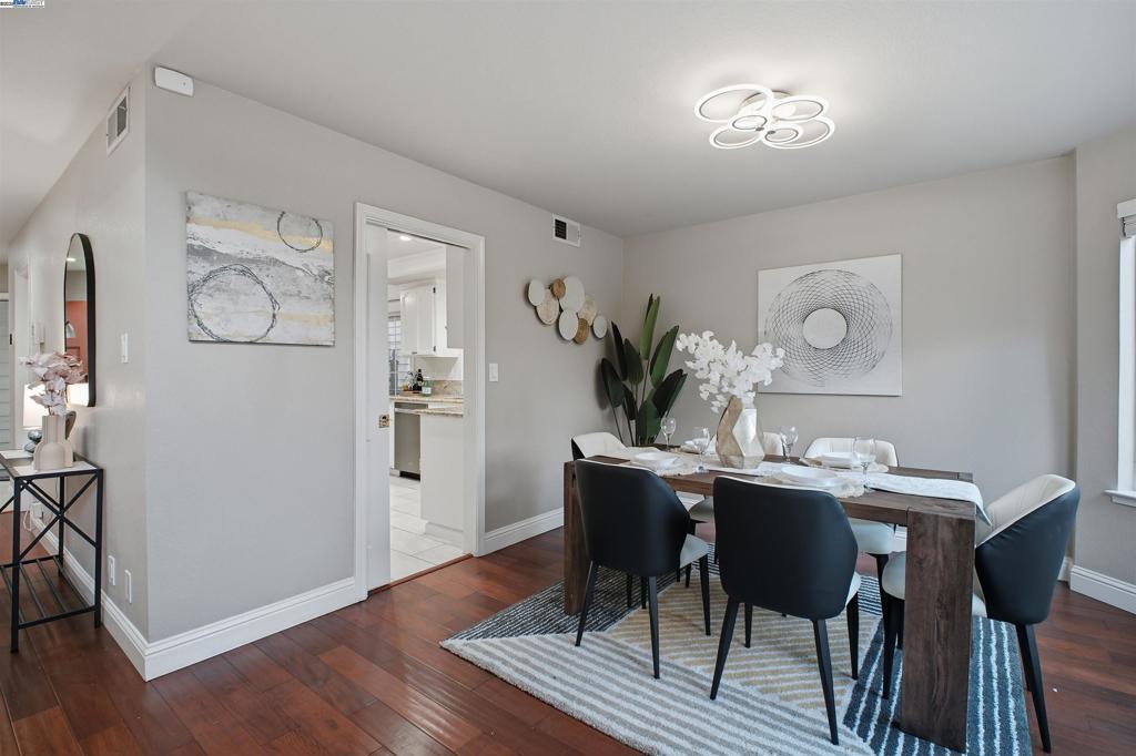 NEW CASTLE - Residential