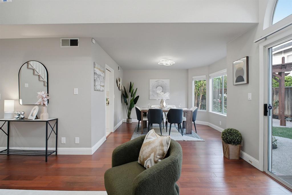 NEW CASTLE - Residential