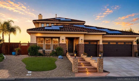 Photo of 2327 Clearcrest LN LN, Fallbrook, CA 92028 (MLS # 260022795SD)