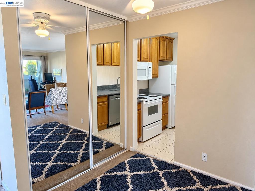260 Industrial Pkwy 25