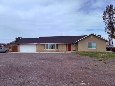 Photo of 17211 Alonzo Court, Madera, CA 93638 (MLS # FR26099294)