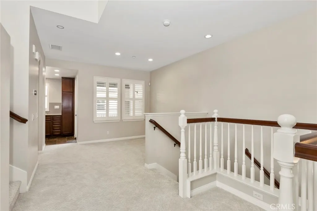 Irvine, California 92603, United States, 2 Bedrooms Bedrooms, ,3 BathroomsBathrooms,Residential,Active,189934