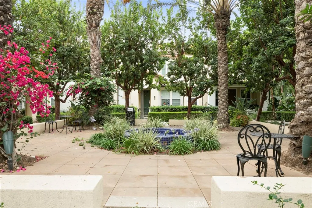 Irvine, California 92603, United States, 2 Bedrooms Bedrooms, ,3 BathroomsBathrooms,Residential,Active,189934