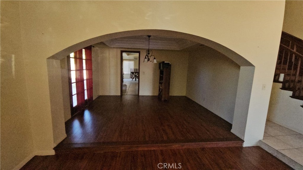 Properties 3 2073 Gainsborough