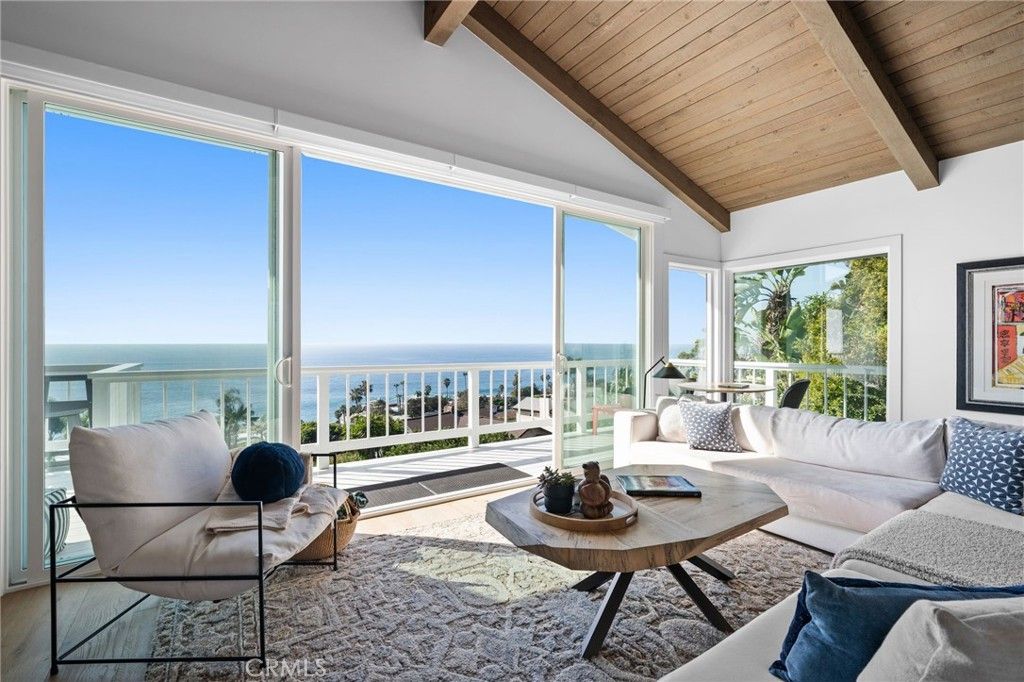 Photo of 31331 Holly Drive Dr, Laguna Beach, CA 92651 (MLS # OC26035748)