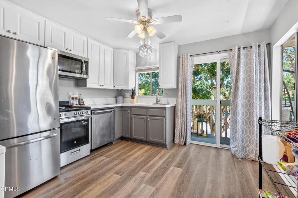 225 S Ventura Road 102
