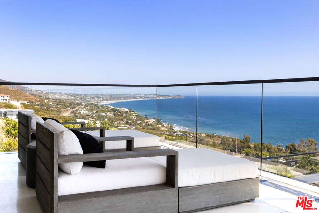 Photo of 32357 Pacific Coast Highway, Malibu, CA 90265 (MLS # 26633895)