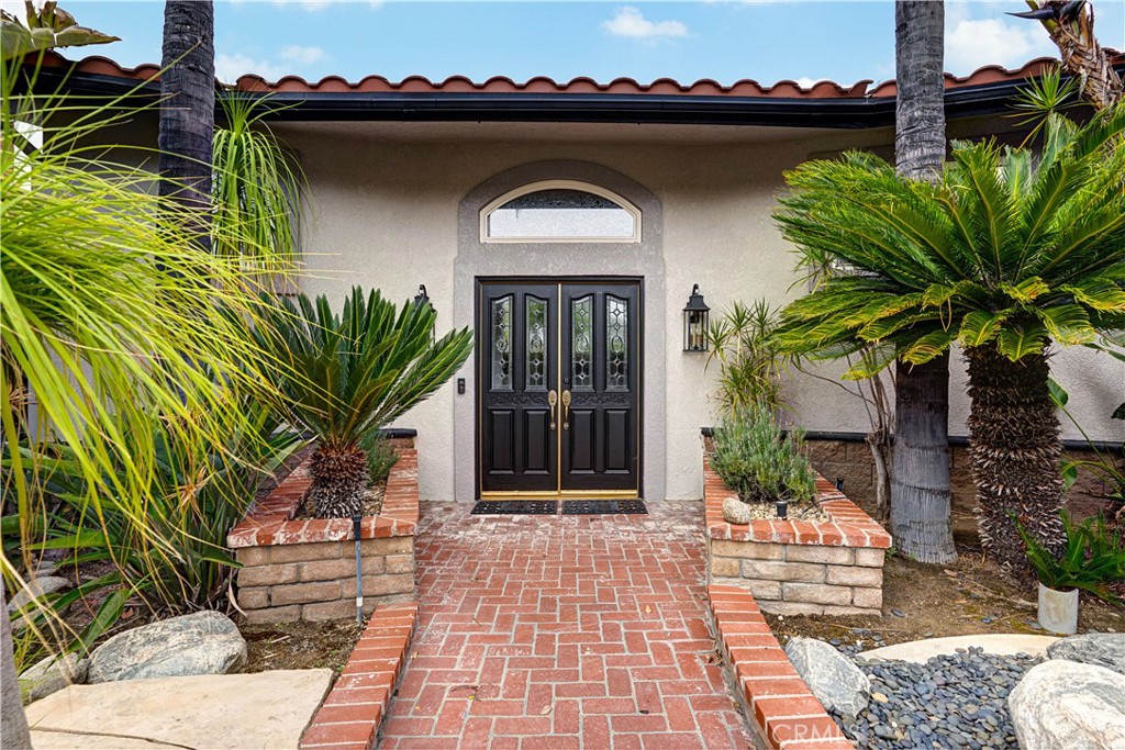 30405 Golden Gate