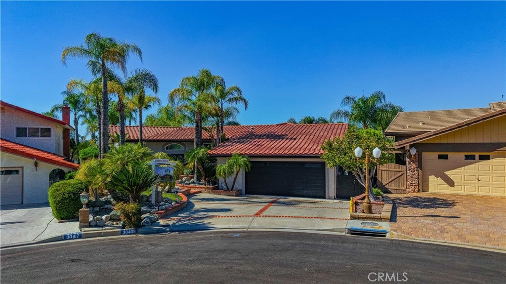 30405 Golden Gate
