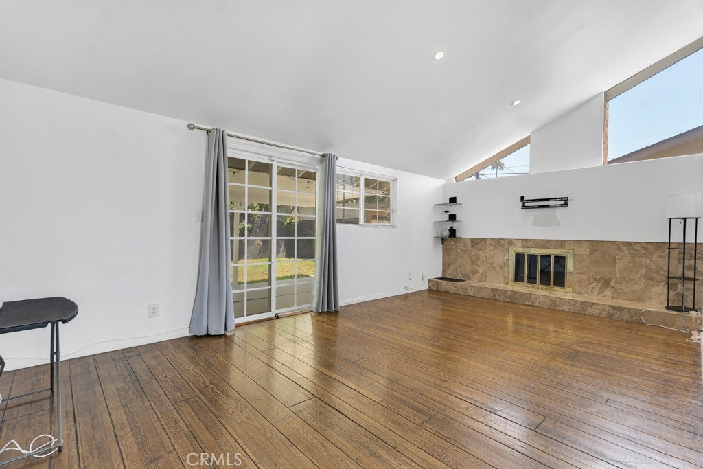 Photo of 21025 Blythe Street, Canoga Park, CA 91304 (MLS # SR26130732)