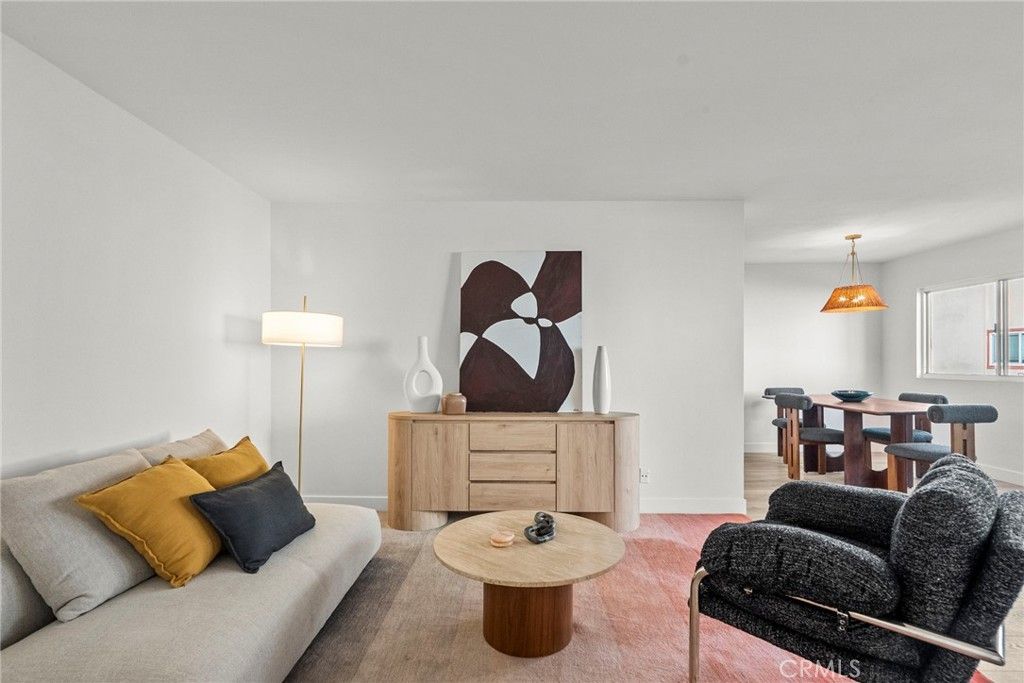 Photo of 5400 Newcastle #12, Encino, CA 91316 (MLS # SR26030376)