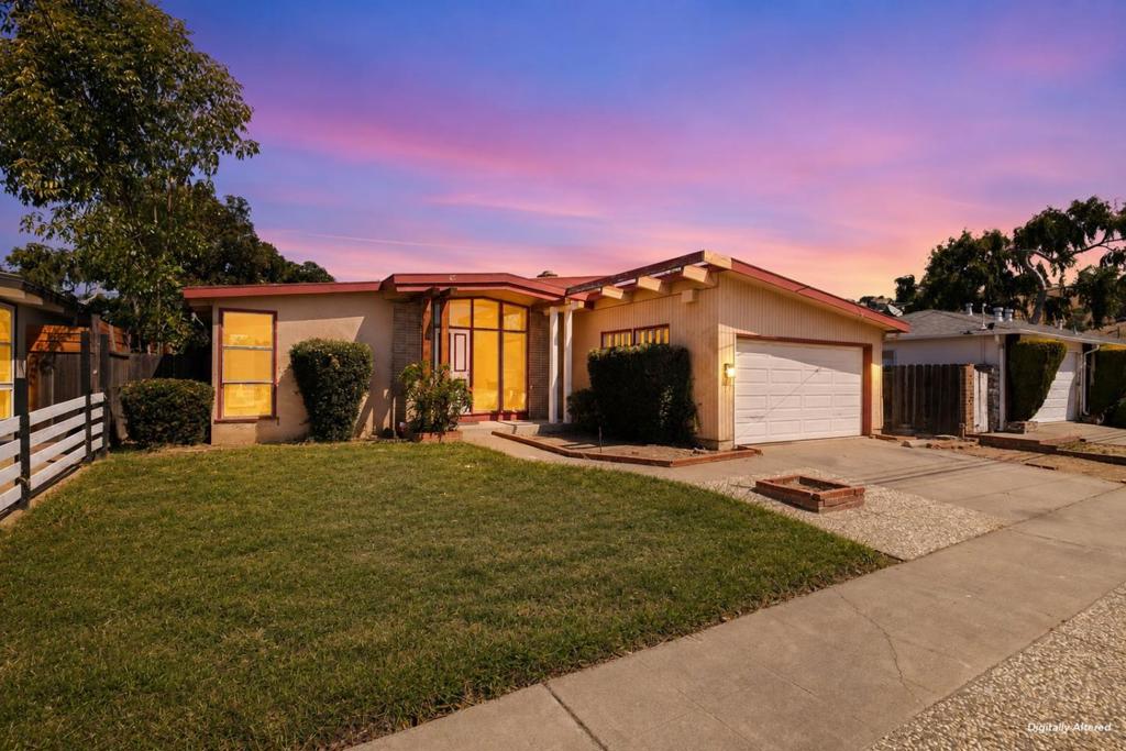 440 Rousseau Street, Hayward CA 94544