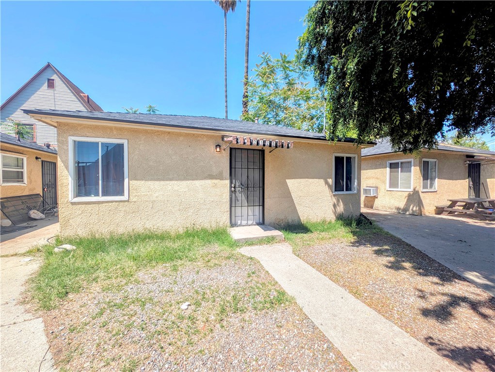 1- bedroom 1-bath, 572 Sq feet one story unit, built in 1948, NO Pets.
Triplex Bungalow, experience the joy of not sharing a wall with your neighbors in this 1 bedroom 1 bath bungalow, with updated interior!
You get a mudroom, you get a walk in shower, you get new countertops and backsplash, you get vinyl floors, you get a dedicated parking spot right next to home.
Typical move in cost; first month discount effective rent plus deposits Unit Features, freshly painted, vinyl flooring, wall unit A/C, new cabinets, light fixtures, Remodeled kitchen. unit (ONE) car parking space near unit LOCATION: zip: 92405 Head east on Highland Ave., make a right on Sierra Way.
Security deposit: $1595, Scheduled rent: $1595, Discount Effective Rent: $1495
