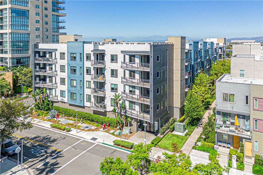 A perfect new home for young professionals or small families seeking modern living with cutting-edge convenience. This stylish Hudson flat, located in the master-planned community of Central Park West, offers access to a Clubhouse, Recreation Pavilion, state-of-the-art fitness center, Rockefeller Park, sports courts, a Jr. Olympic saline pool, outdoor barbecue areas, and more. Featuring a contemporary 2-bedroom, 2-bath design, this is the world’s first Wi-Fi Certified Smart Home, ensuring the latest in infrastructure and connectivity. Controlled by Amazon Alexa, the home includes an Echo Dot, Echo Show, Baldwin Evolved Smart Lock, Lutron Bridge Pro for lighting, shades, and temperature, plus a Ring Video Doorbell—bringing you the perfect blend of modern luxury, smart technology, and vibrant community living.