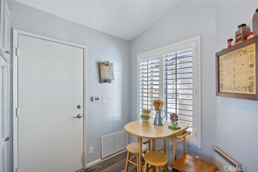 Mtn. View Courtyards (MTCO) - Residential