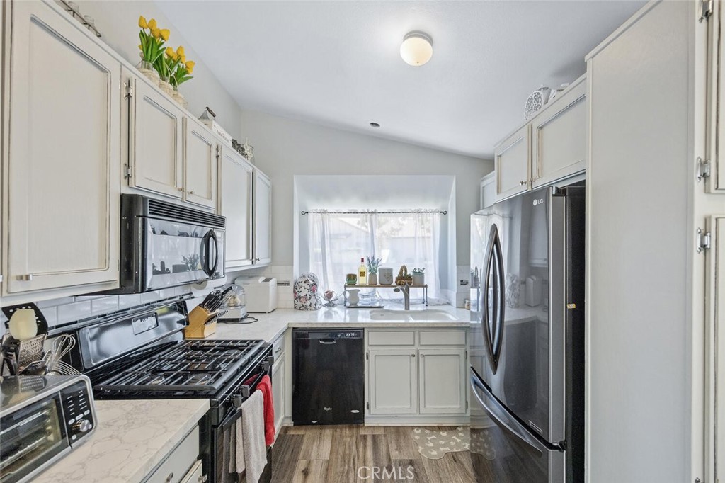 Mtn. View Courtyards (MTCO) - Residential