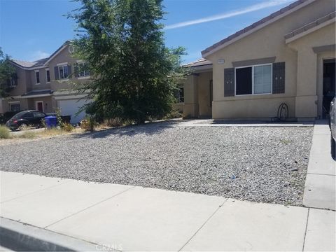 Photo of 14601 Apache Dr, Victorville, CA 92394 (MLS # WS26084284)