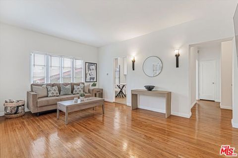 153 W Channel Road Santa Monica CA 90402