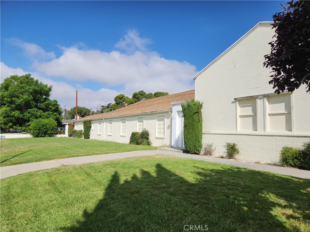 1525 W Nicolet Street