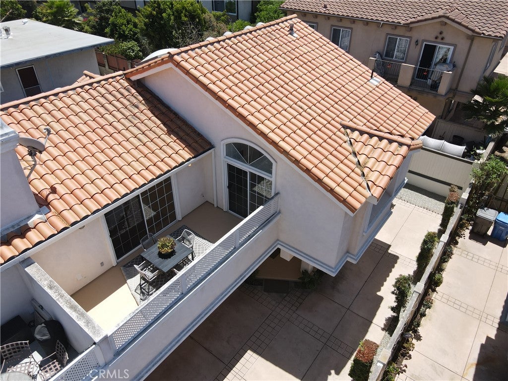 2514 Vanderbilt Ln