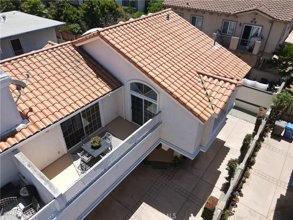 2514 Vanderbilt Ln