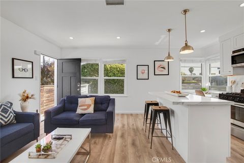 Photo of 4457 S Centinela, Los Angeles, CA 90066 (MLS # SB26076470)