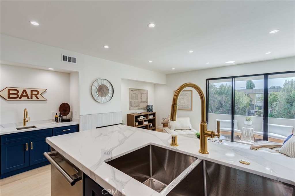 11919 Mayfield 2