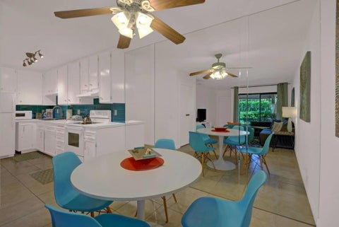 Photo of 680 N Ashurst Court #100, Palm Springs, CA 92262 (MLS # 219152695DA)