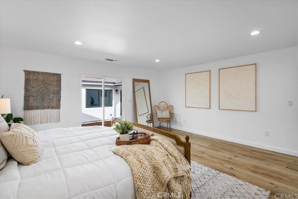 Inglewood, California 90303, United States, 4 Bedrooms Bedrooms, ,2 BathroomsBathrooms,Residential,Active,234817